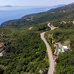 Villa Lavinia *
