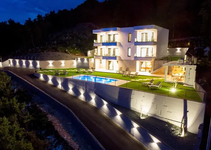 Villa Lavinia *