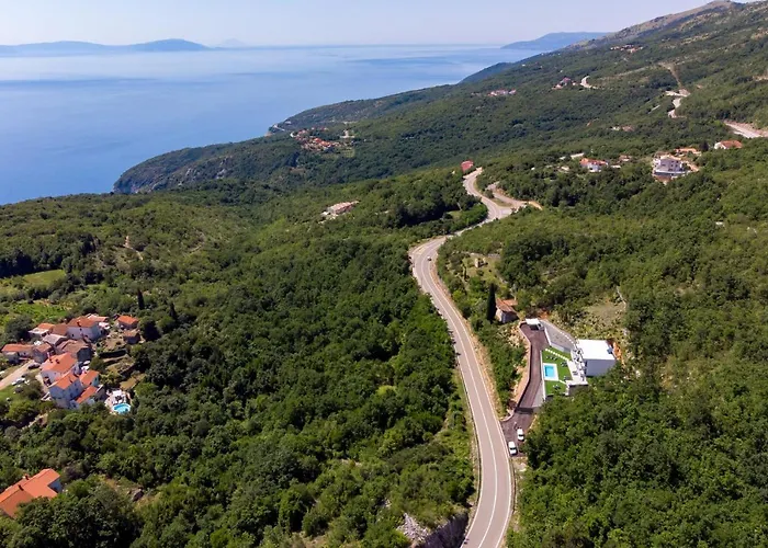 Villa Lavinia *